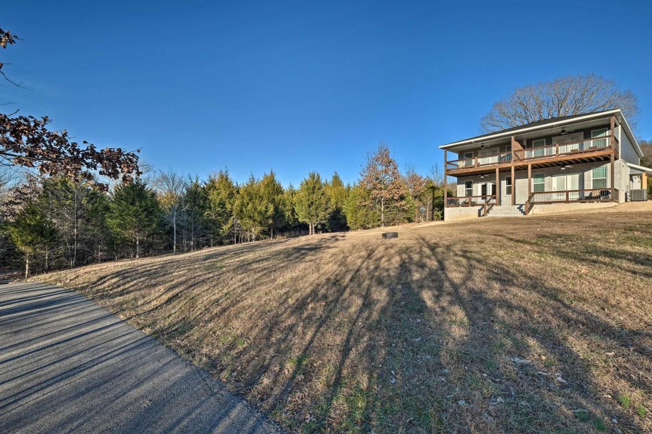 Holiday Island Beaver Lake Escape With Views! Eureka Springs Exterior photo